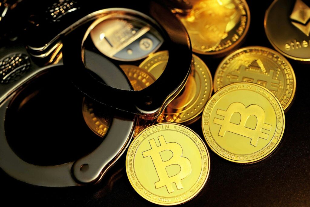 silver and gold round coins